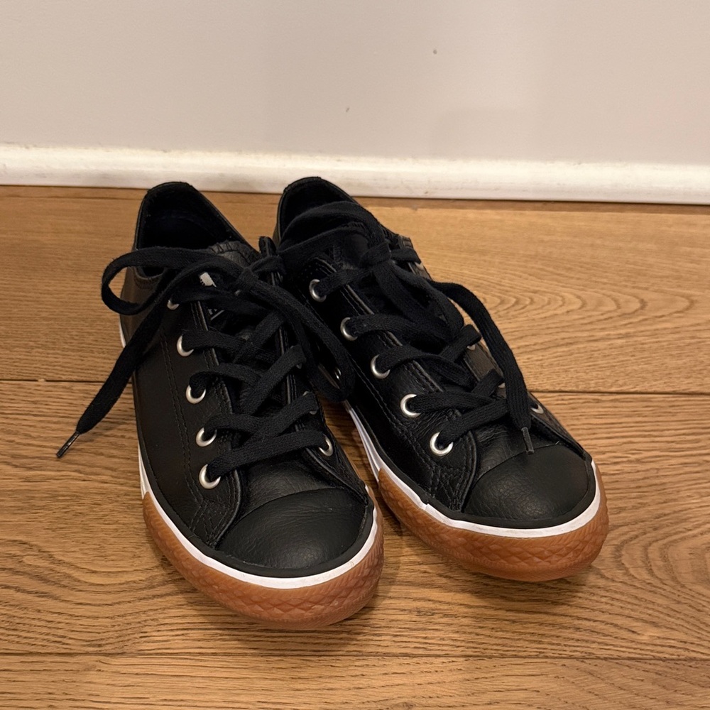 Converse Black Leather Sneakers with gum toe